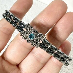 5/$35 Handmade Metallic Magnetic Beaded Bracelet With Magnetic Closure